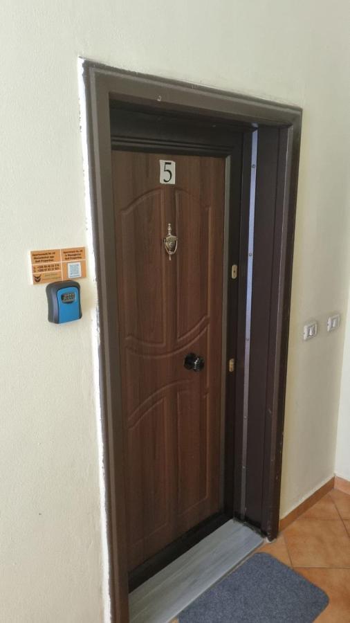 Apartmán Liqeni Thate, Tirane Exteriér fotografie